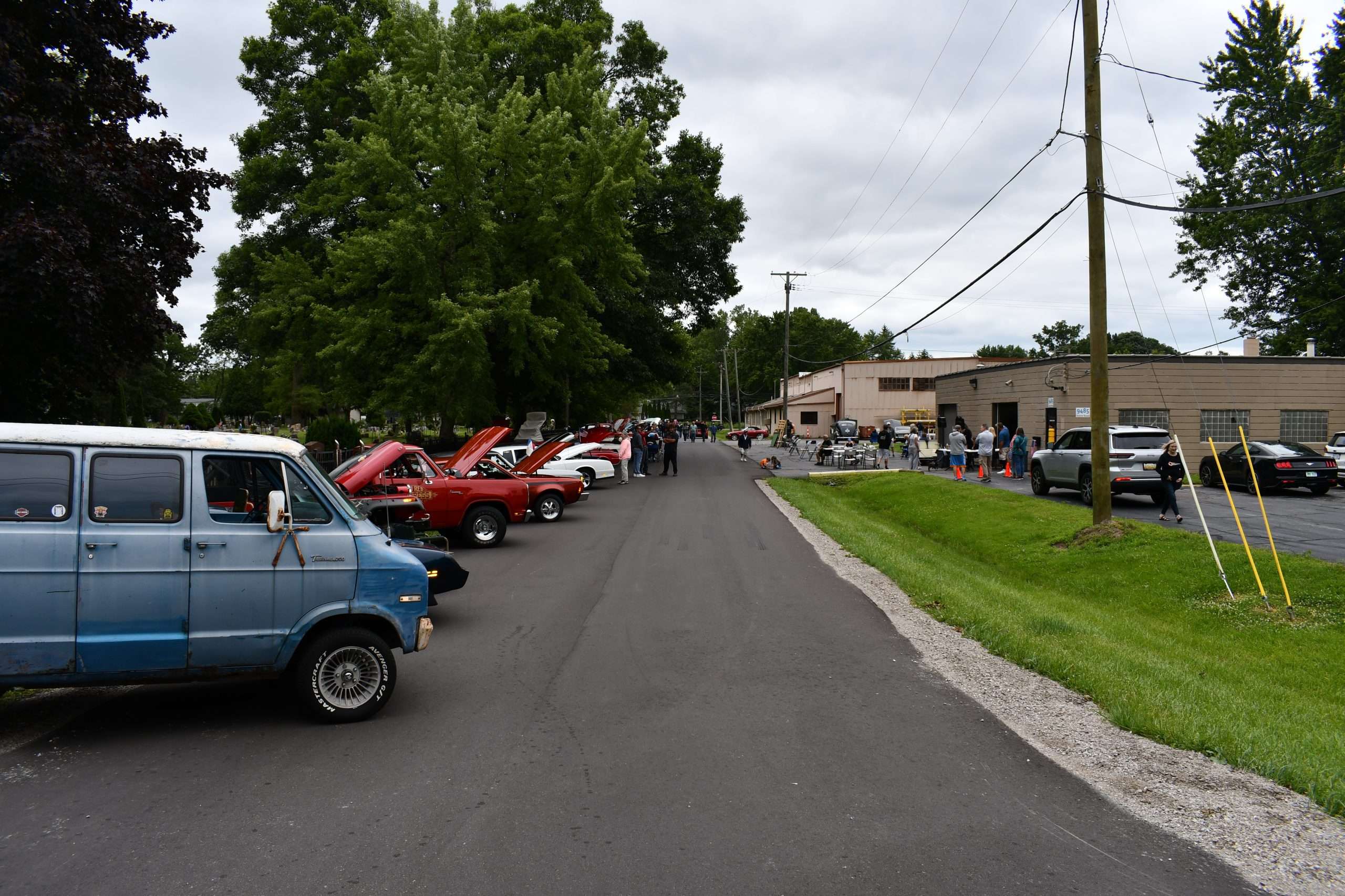 TNT Auto Parts First Car Show 2